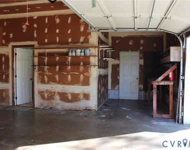 1301 Canterbury Lane - Photo Thumbnail 28