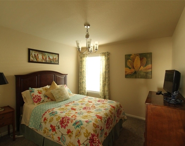 17614 Glade Landing Lane - Photo Thumbnail 13