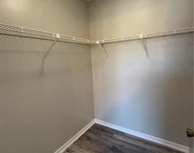13521 Eagle Ridge Drive - Photo Thumbnail 4