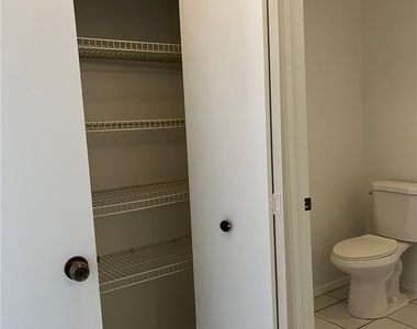 27501 Playa Del Rey Lane - Photo Thumbnail 11