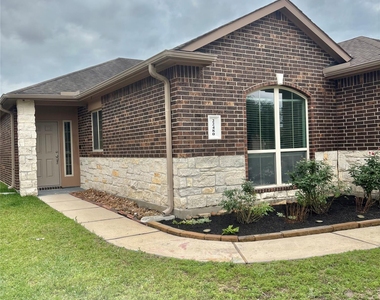 22480 Toronado Ridge Lane - Photo Thumbnail 1