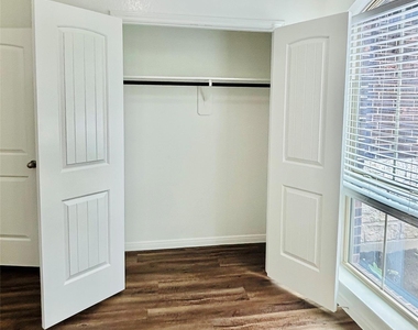 22480 Toronado Ridge Lane - Photo Thumbnail 20