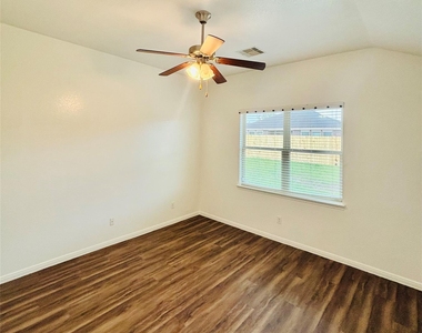 22480 Toronado Ridge Lane - Photo Thumbnail 23