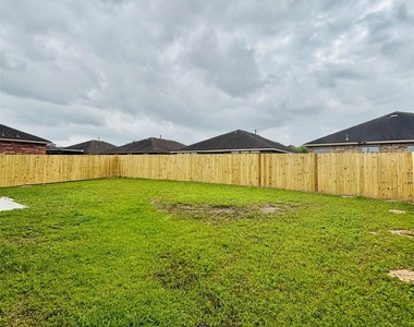 22480 Toronado Ridge Lane - Photo Thumbnail 37