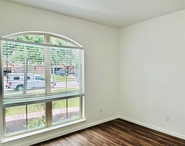 22480 Toronado Ridge Lane - Photo Thumbnail 18