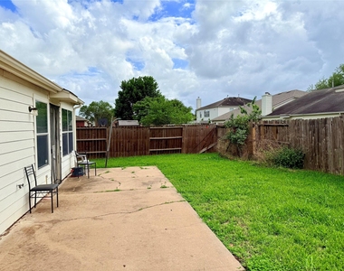 10610 Sugar Place Court - Photo Thumbnail 19