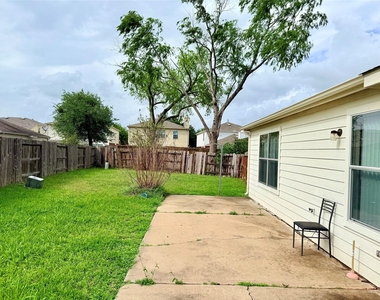 10610 Sugar Place Court - Photo Thumbnail 18