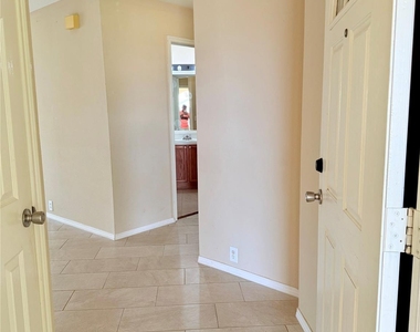 10610 Sugar Place Court - Photo Thumbnail 14
