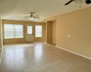 10610 Sugar Place Court - Photo Thumbnail 8