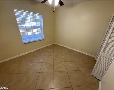 8342 Bernwood Cove Loop - Photo Thumbnail 12