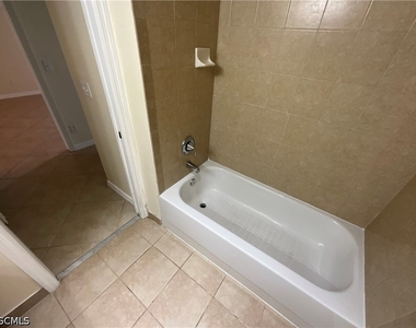 8342 Bernwood Cove Loop - Photo Thumbnail 15