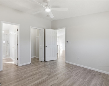 730 Chippewa Trail - Photo Thumbnail 12