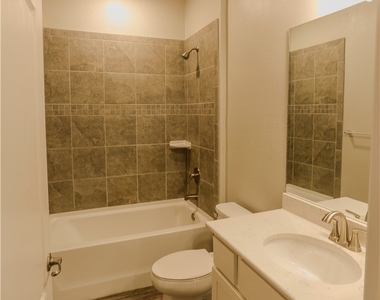 8792 Cascade Price Circle - Photo Thumbnail 21