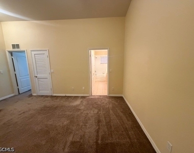 8585 Athena Court - Photo Thumbnail 21