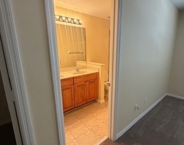 8585 Athena Court - Photo Thumbnail 24
