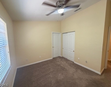 8585 Athena Court - Photo Thumbnail 16
