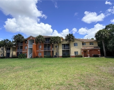 6490 Aragon Way - Photo Thumbnail 15
