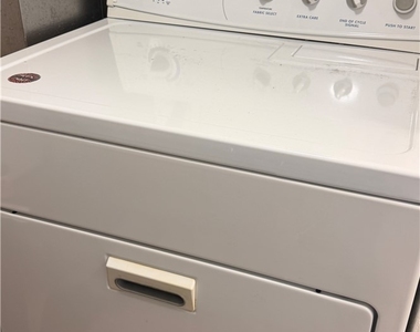 6490 Aragon Way - Photo Thumbnail 8