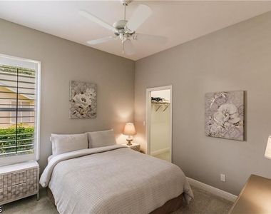 9811 Ensign Court - Photo Thumbnail 7