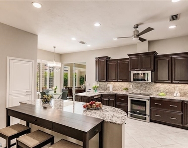 9811 Ensign Court - Photo Thumbnail 13
