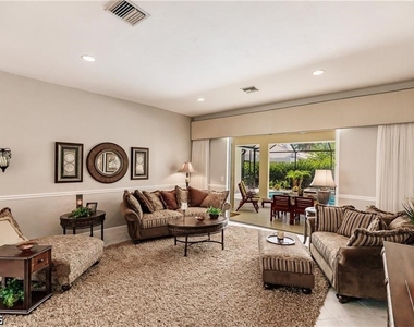 9811 Ensign Court - Photo Thumbnail 14