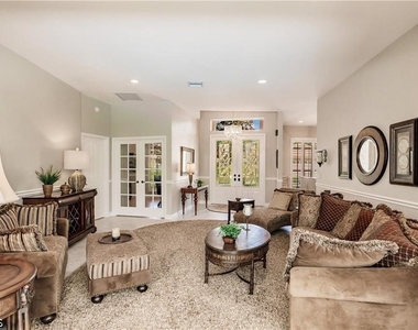 9811 Ensign Court - Photo Thumbnail 15