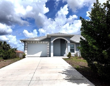 4518 14th Street Sw - Photo Thumbnail 1