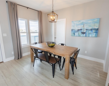 809 Todville Road - Photo Thumbnail 27