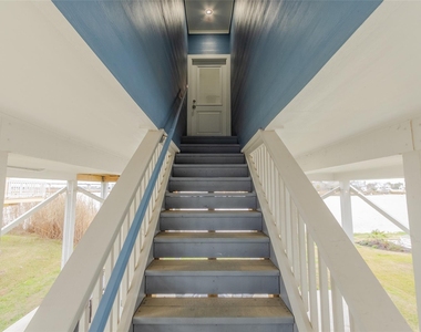 809 Todville Road - Photo Thumbnail 11