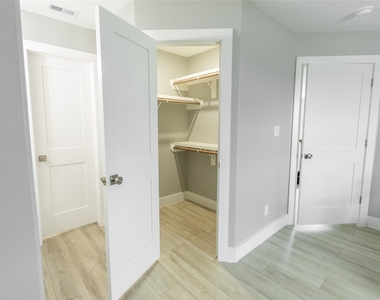 809 Todville Road - Photo Thumbnail 18