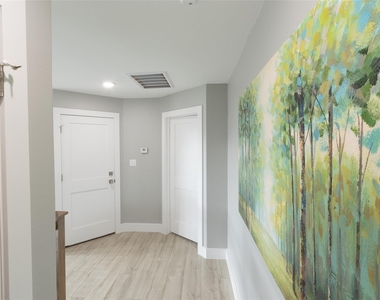 809 Todville Road - Photo Thumbnail 5