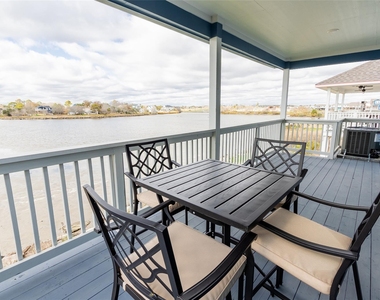809 Todville Road - Photo Thumbnail 21