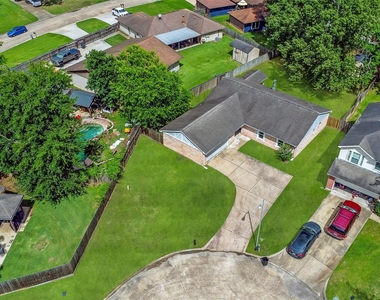 710 Razee Court - Photo Thumbnail 27