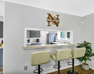 710 Razee Court - Photo Thumbnail 14