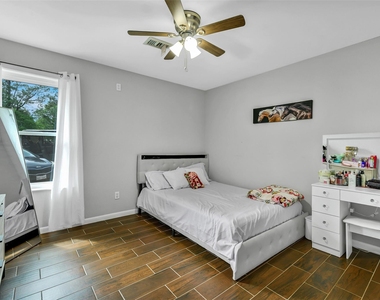 710 Razee Court - Photo Thumbnail 20
