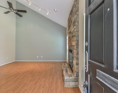 9406 Bassoon Drive - Photo Thumbnail 6