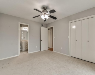 9406 Bassoon Drive - Photo Thumbnail 18
