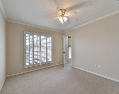 9406 Bassoon Drive - Photo Thumbnail 22