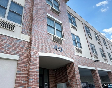 40 Park - Photo Thumbnail 13