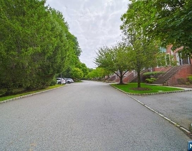 2 Candlewood - Photo Thumbnail 34
