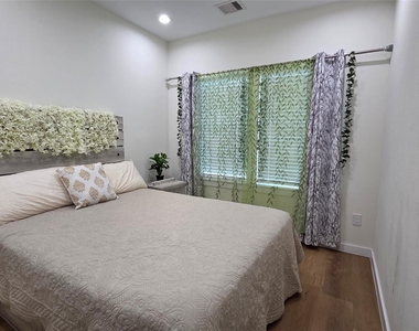 8113 Miley Street - Photo Thumbnail 15