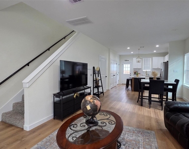 8113 Miley Street - Photo Thumbnail 4