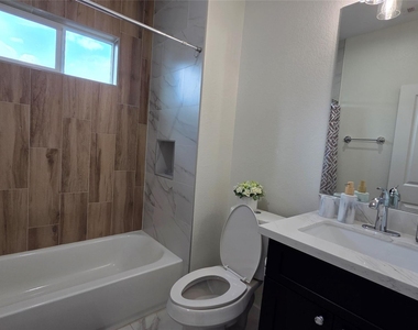 8113 Miley Street - Photo Thumbnail 14