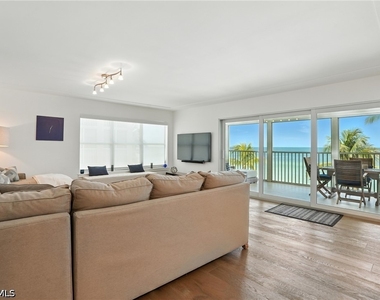 9517 Gulf Shore Drive - Photo Thumbnail 6