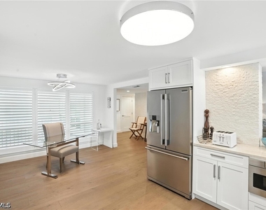 9517 Gulf Shore Drive - Photo Thumbnail 15
