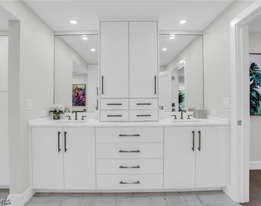 9517 Gulf Shore Drive - Photo Thumbnail 23