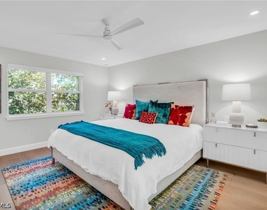 9517 Gulf Shore Drive - Photo Thumbnail 21