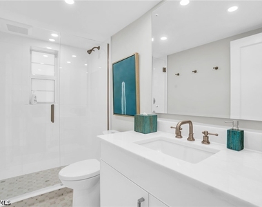 9517 Gulf Shore Drive - Photo Thumbnail 20