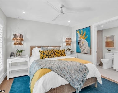 9517 Gulf Shore Drive - Photo Thumbnail 15