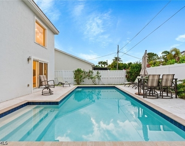 523 103rd Avenue N - Photo Thumbnail 33
